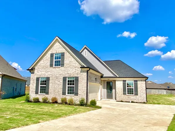 5440 Lakeside Cv, Walls, MS 38680