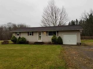 61 Hilltop Rd, Greenville, PA 16125