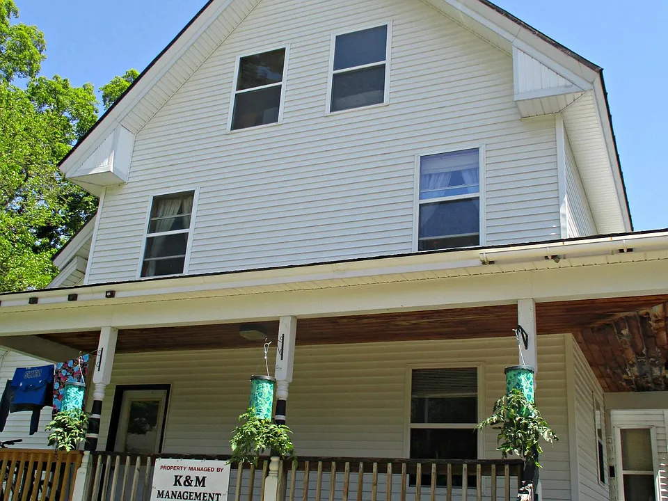 242 High St #6