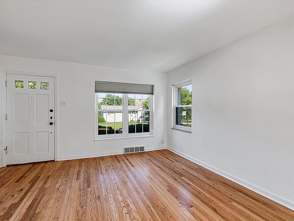 3rd image of 3906 Berger Ave #3906