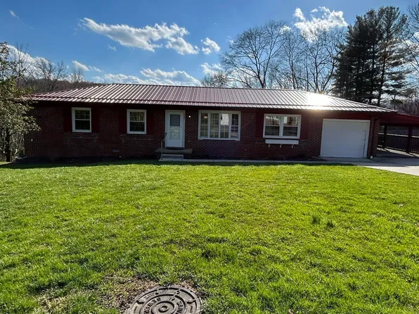 337 Carol St, Buckhannon, WV 26201
