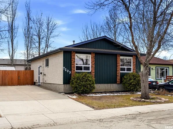7203 Lawrence DRIVE, Regina, SK S4X 3X7