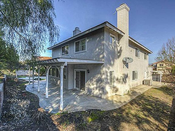 2nd image of 26239 Victoria Ln