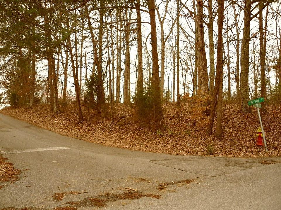 1st image of Hilltop Dr
