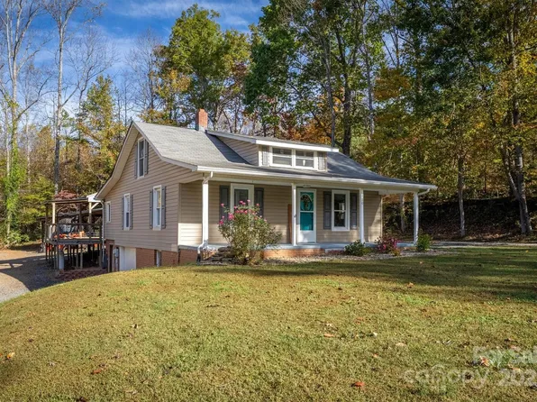 110 Topaz Ave, Morganton, NC 28655