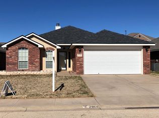 2014 100th St, Lubbock, TX 79423
