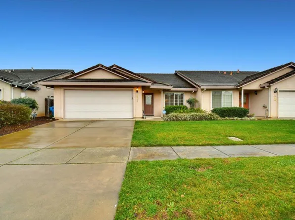 1072 Courtyard Dr, Yuba City, CA 95991
