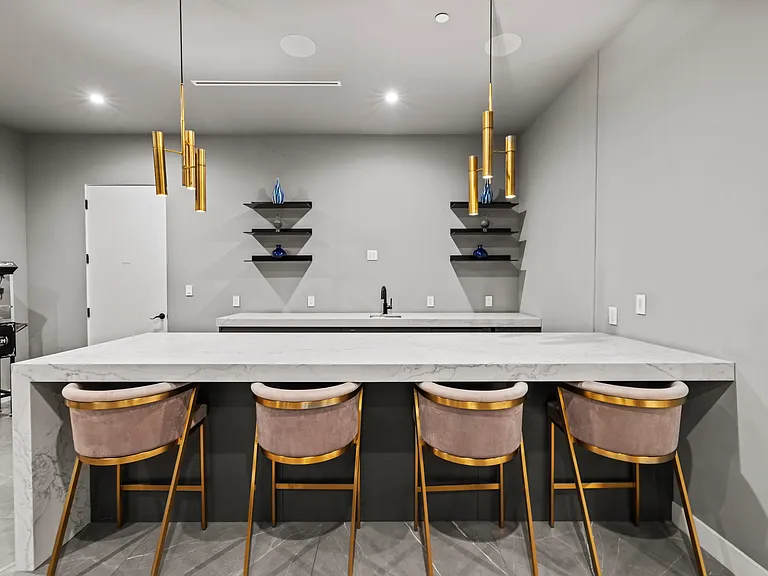 12125 W Sunset Blvd — Photo 20