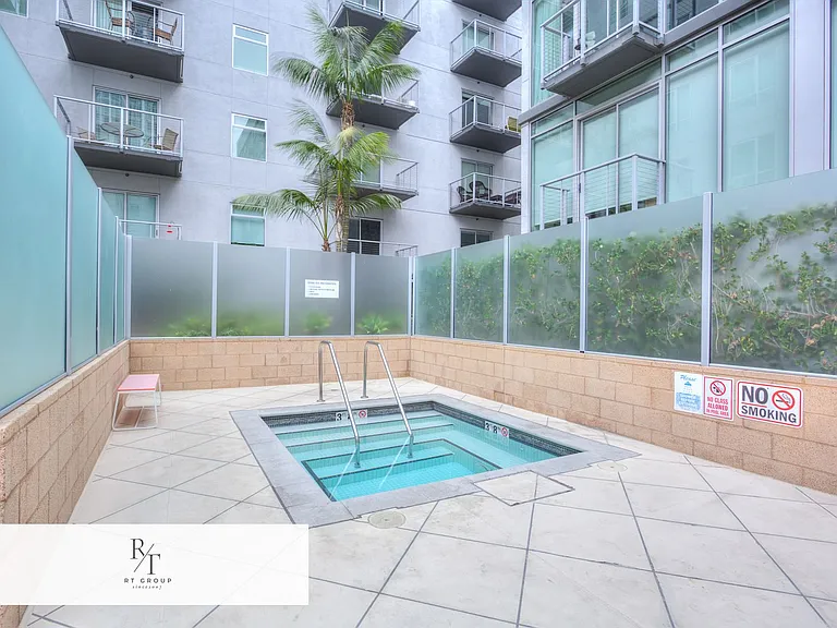 645 W 9th St #742 — Photo 30
