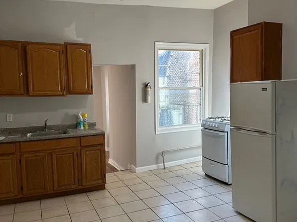 2414 St. Paul Street, 2414 Saint Paul St APT 3, Baltimore, MD 21218