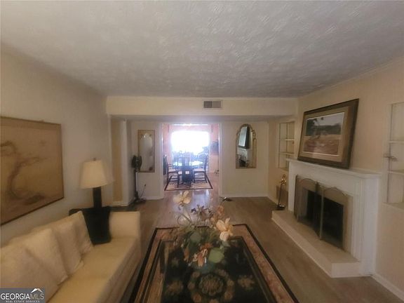 3rd image of 3825 Lavista Rd APT T1