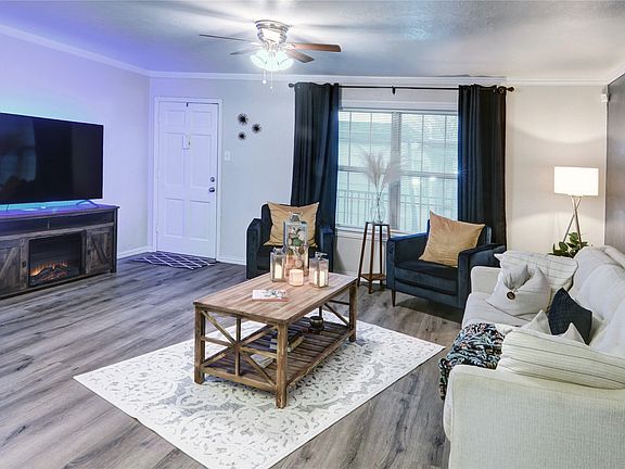 4th image of 7931 Royal Ln APT 216