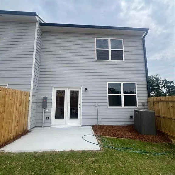 2099 Emerson Dr — Photo 9