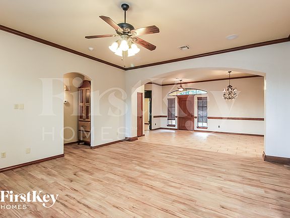4th image of 16212 Old Oak Dr