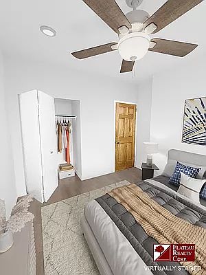 5th image of 100 Manhattan Ave #38