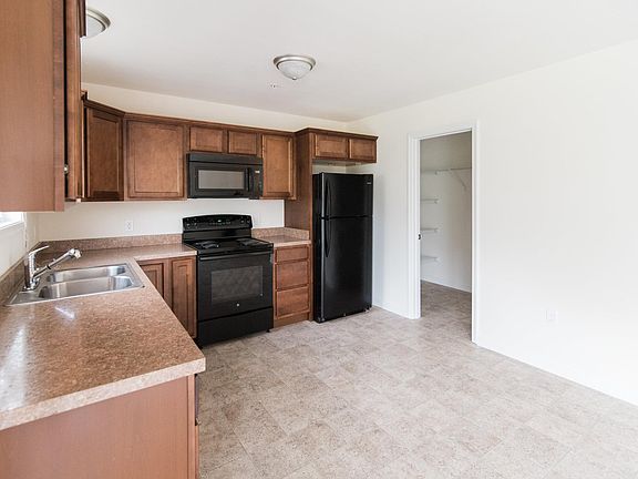 Kitchen Pantry