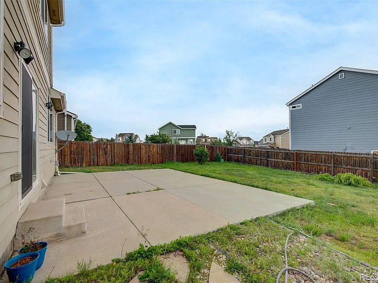 9141 Sunningdale Rd — Photo 10