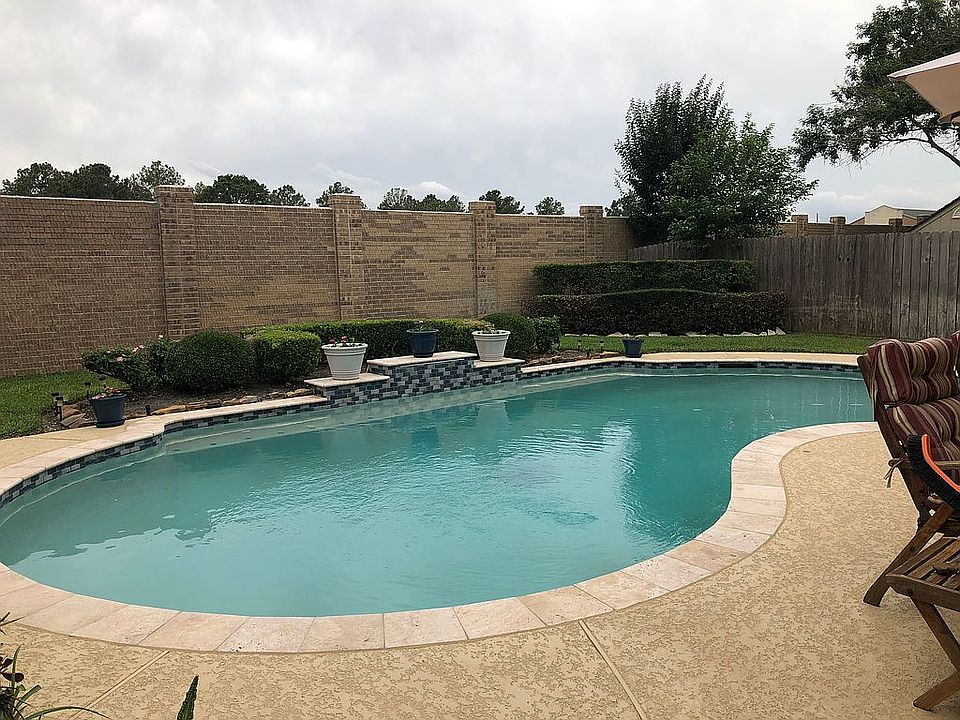 2nd image of 16711 Innisbrook Dr