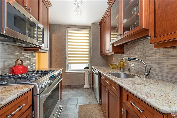 Sold by Benjamin Realty Since 1980 | media 50