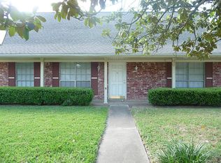 10427 Huntington View Dr, Houston, TX 77099