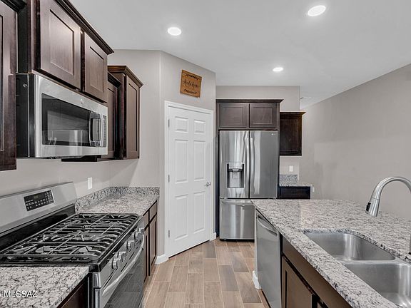 4th image of 12124 E Domnitch Dr