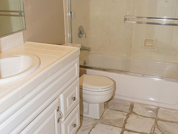 4th image of 6153 Hansen Dr