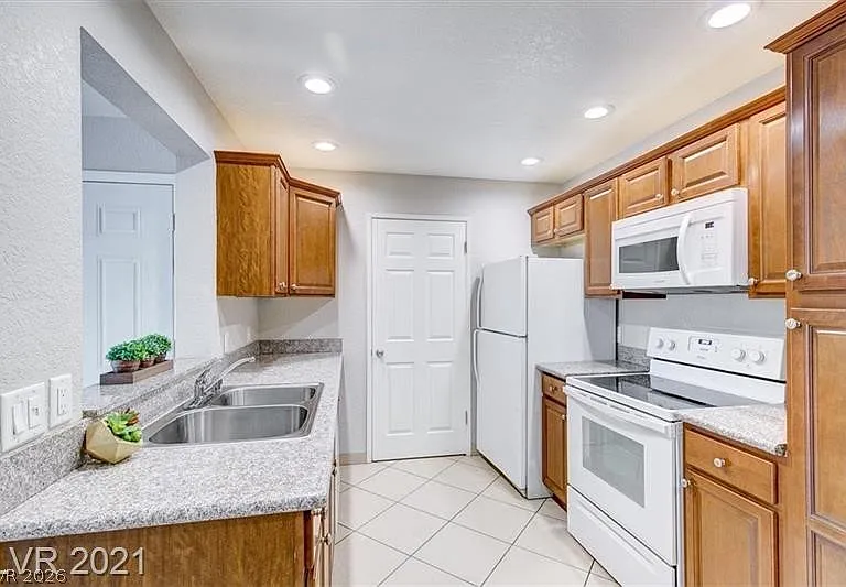 221 Mission Newport Ln #108 — Photo 7