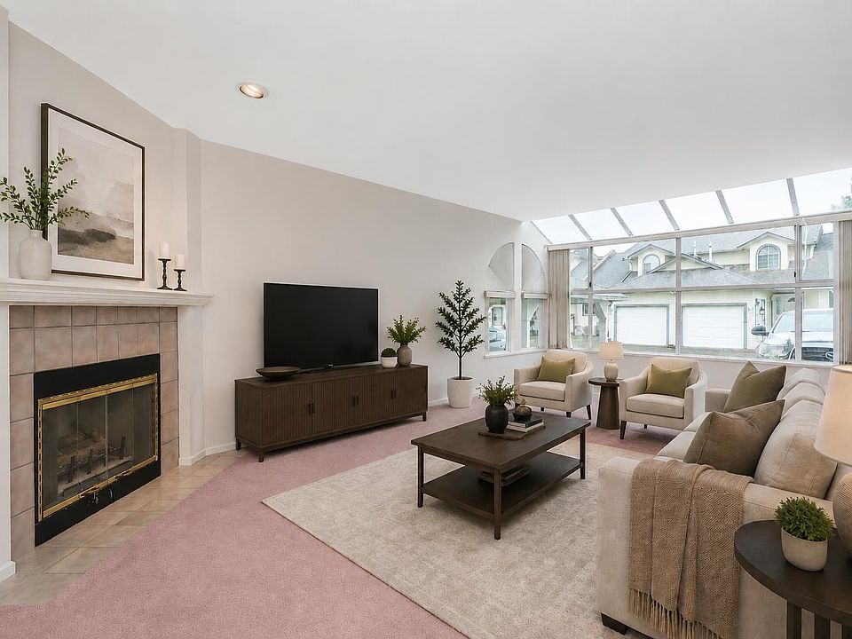 1st image of 21937 48th Ave #1002