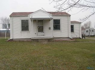 904 W Curtis St, Stryker, OH 43557