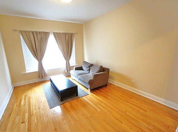5th image of 1109 E 61st St #1