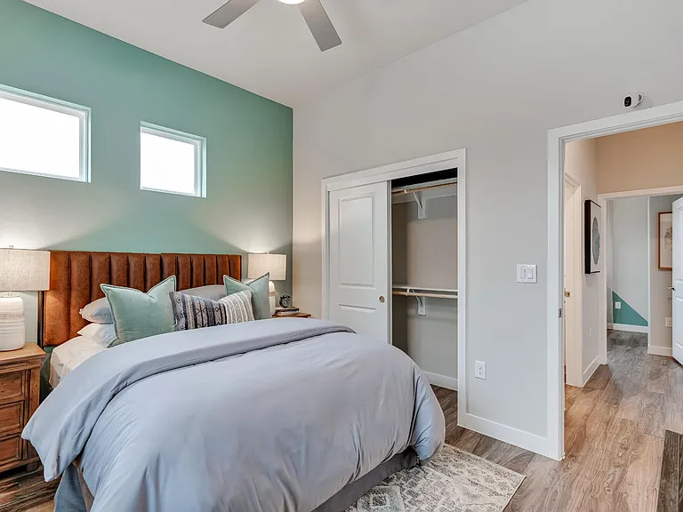 VLux Stoneridge — Photo 70