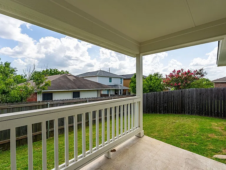12905 Thomas Jefferson St — Photo 19