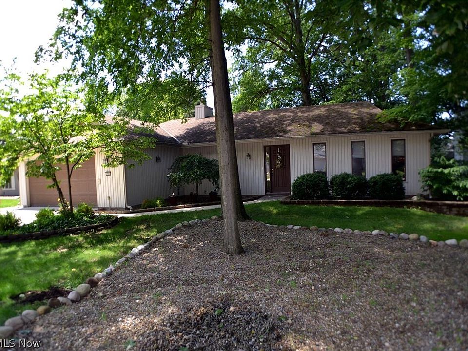 1st image of 8962 Barton Dr