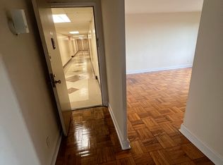188-02 64th Ave FLOOR 3, Fresh Meadows, NY 11365
