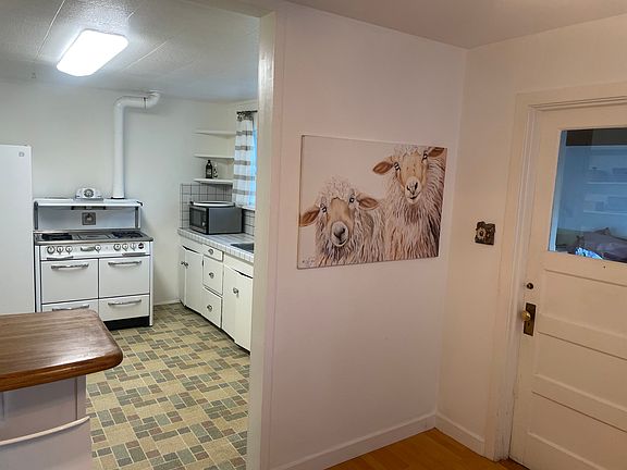 5th image of 5720 Soquel Dr