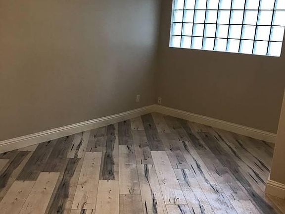 2nd image of 1616 25th St APT D