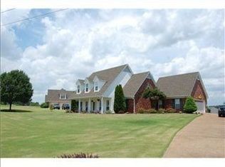 13010 Meadow View Dr, Olive Branch, MS 38654
