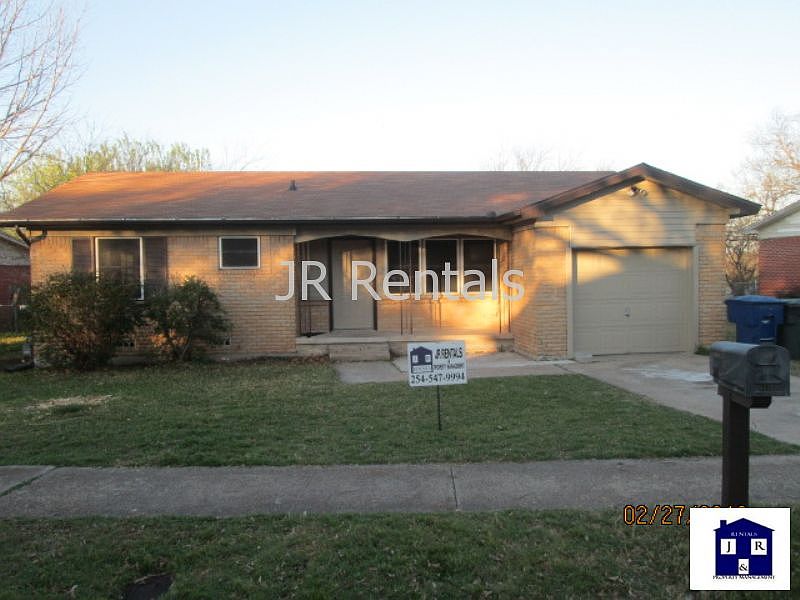 1st image of 908 Little St