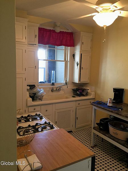 5th image of 210 Western Avenue