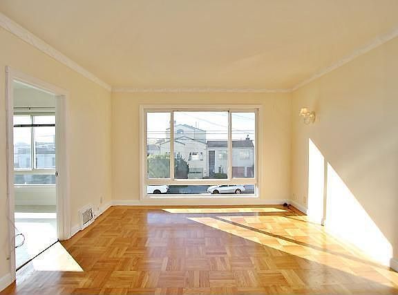 4th image of 2422 47th Ave