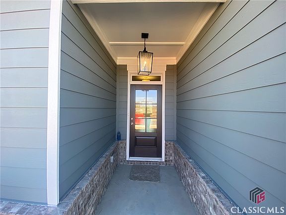 5th image of 384 Glenside Drive #75