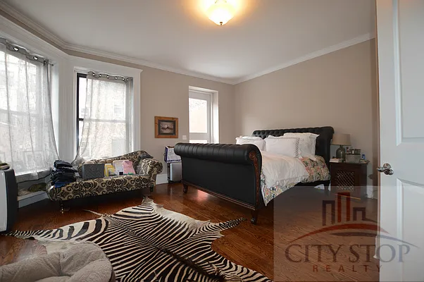 Rented by City Stop Realty | media 73