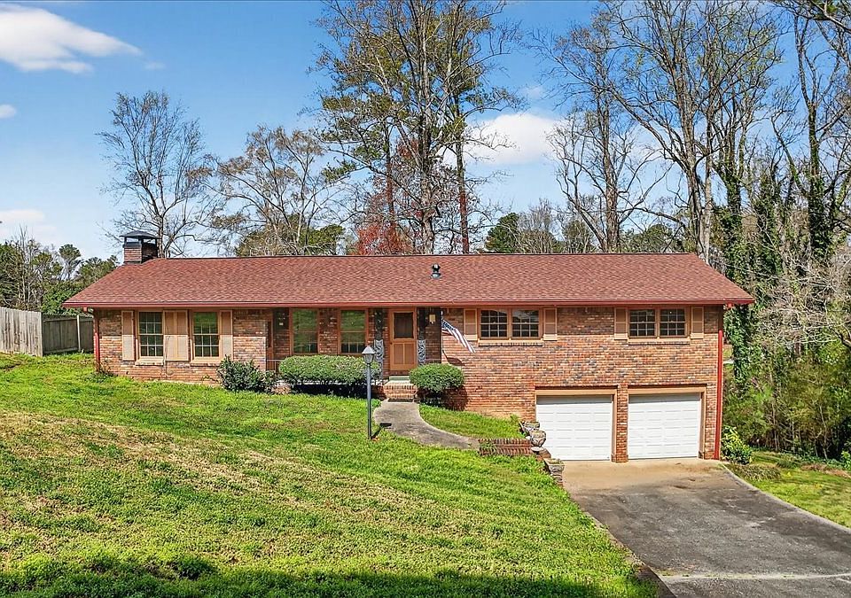 1st image of 2569 Skylane Dr