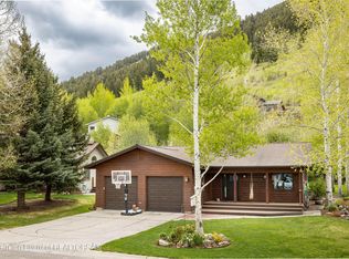 2022 Hidden Ranch Loop, Jackson, WY 83001