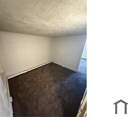 124 E Marshall St #3 — Photo 9