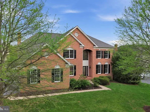 20210 Kiawah Island Dr, Ashburn, VA 20147