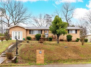 7820 Rosemary Cir, Chattanooga, TN 37416