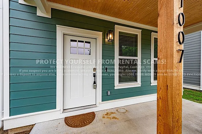 1007 W Laramie Hts — Photo 2