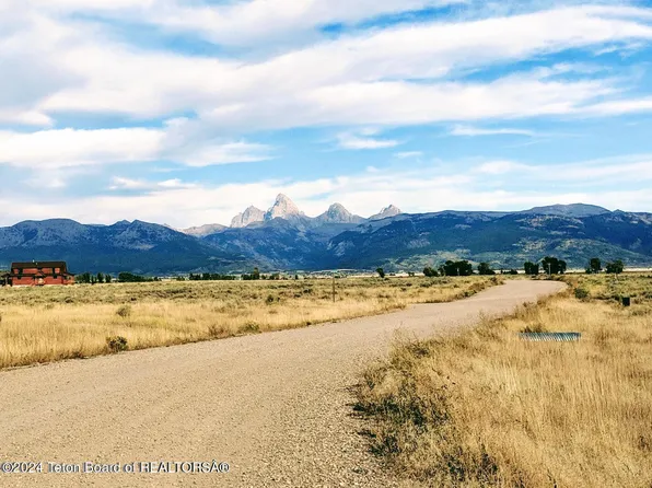 4069 Saddle Bluff Trl, Tetonia, ID 83452