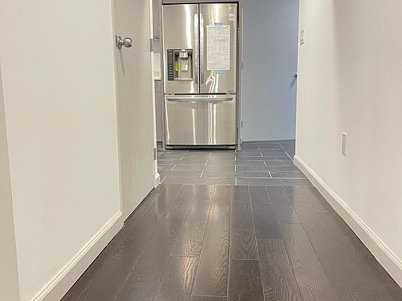 3rd image of 14438 35th Ave APT 3A